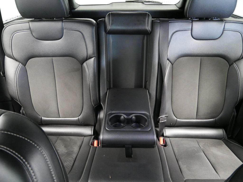 Thumbnail: 2024 Jeep Grand Cherokee - 23