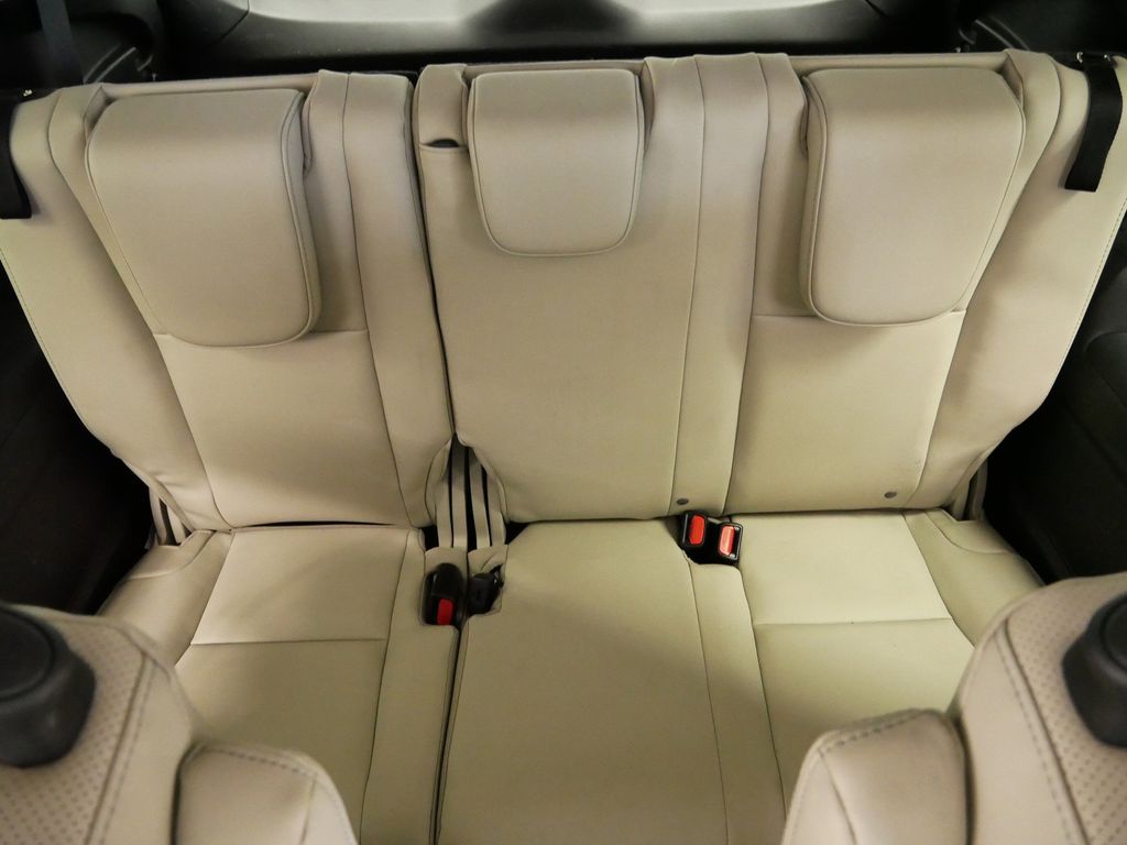 Thumbnail: 2022 Subaru Ascent - 12