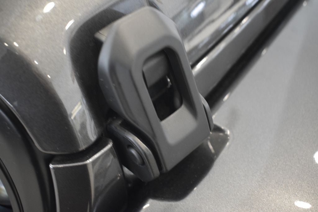 Thumbnail: 2025 Jeep Gladiator - 15