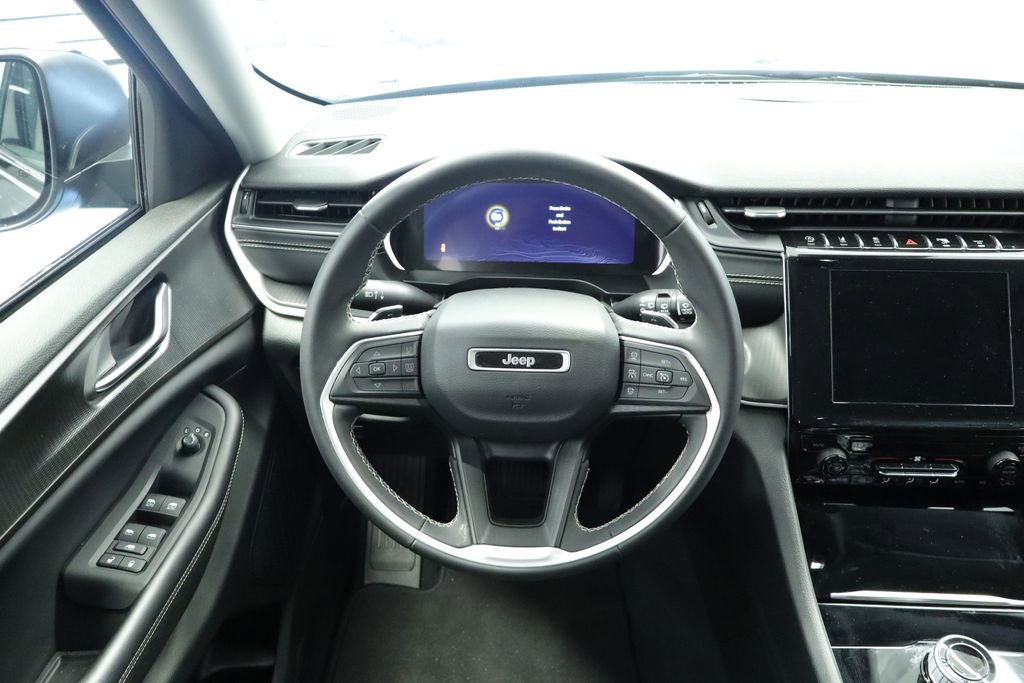 Thumbnail: 2023 Jeep Grand Cherokee - 26