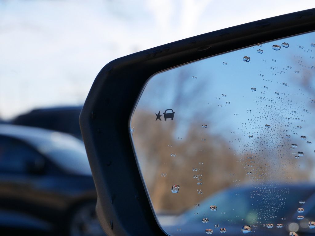 Thumbnail: 2019 Chevrolet Equinox - 28