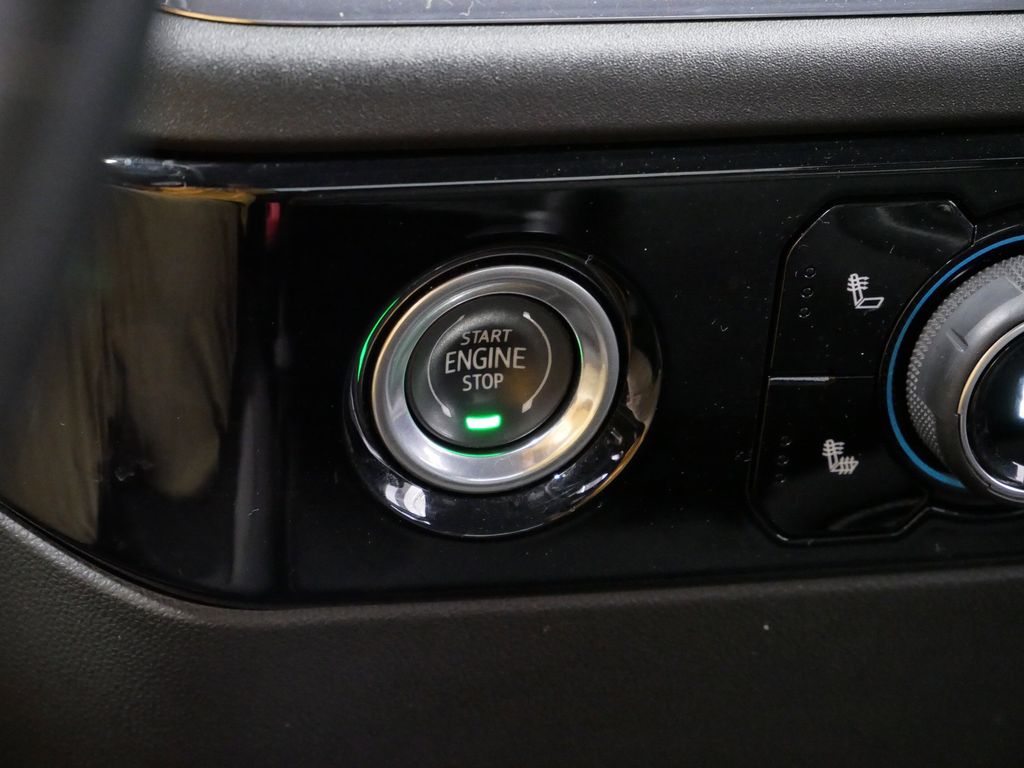 Thumbnail: 2023 Chevrolet Silverado 1500 - 28