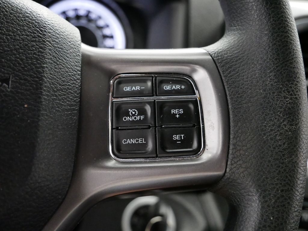 Thumbnail: 2021 RAM 1500 Classic - 19