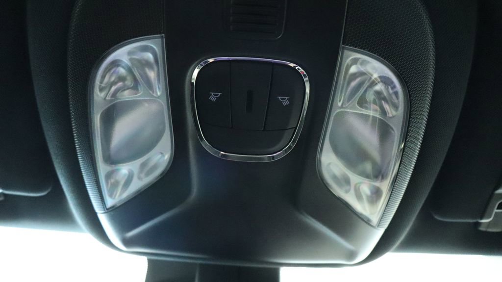 Thumbnail: 2023 Jeep Compass - 40