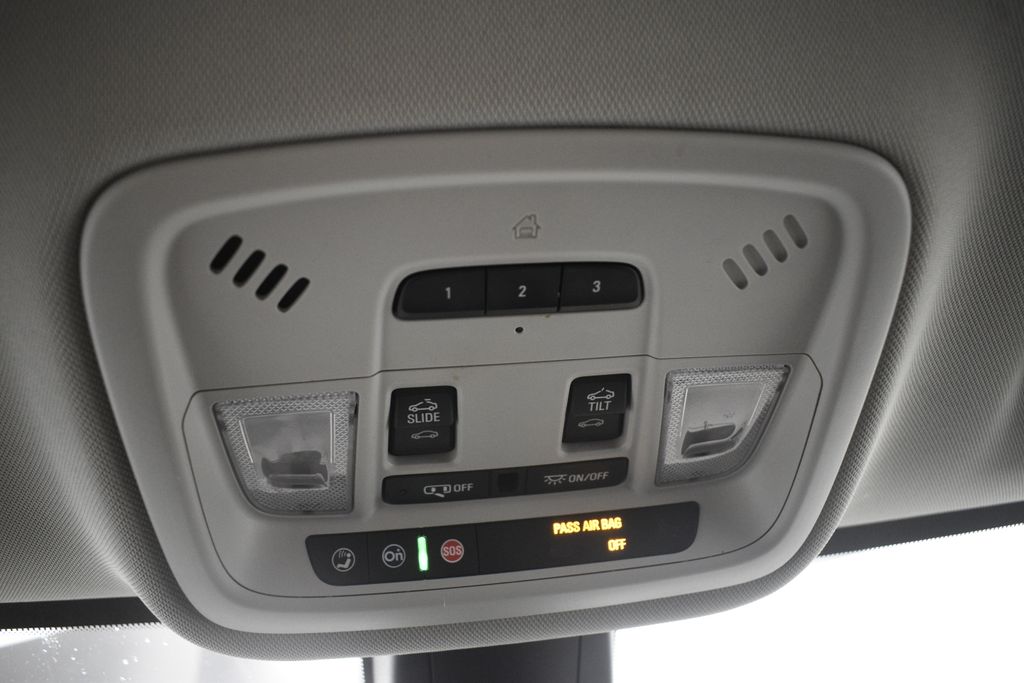 Thumbnail: 2018 Chevrolet Traverse - 44