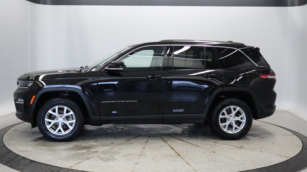 Thumbnail: 2023 Jeep Grand Cherokee - 2