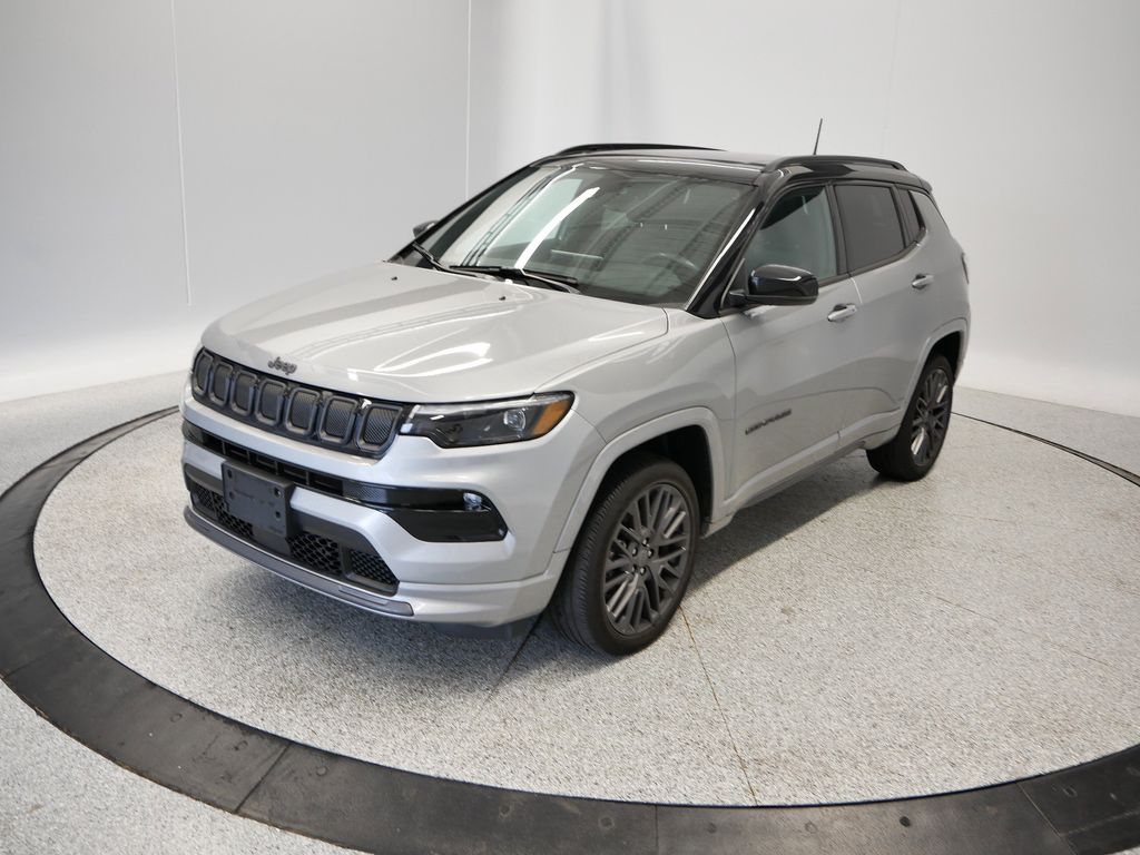 Thumbnail: 2022 Jeep Compass - 13