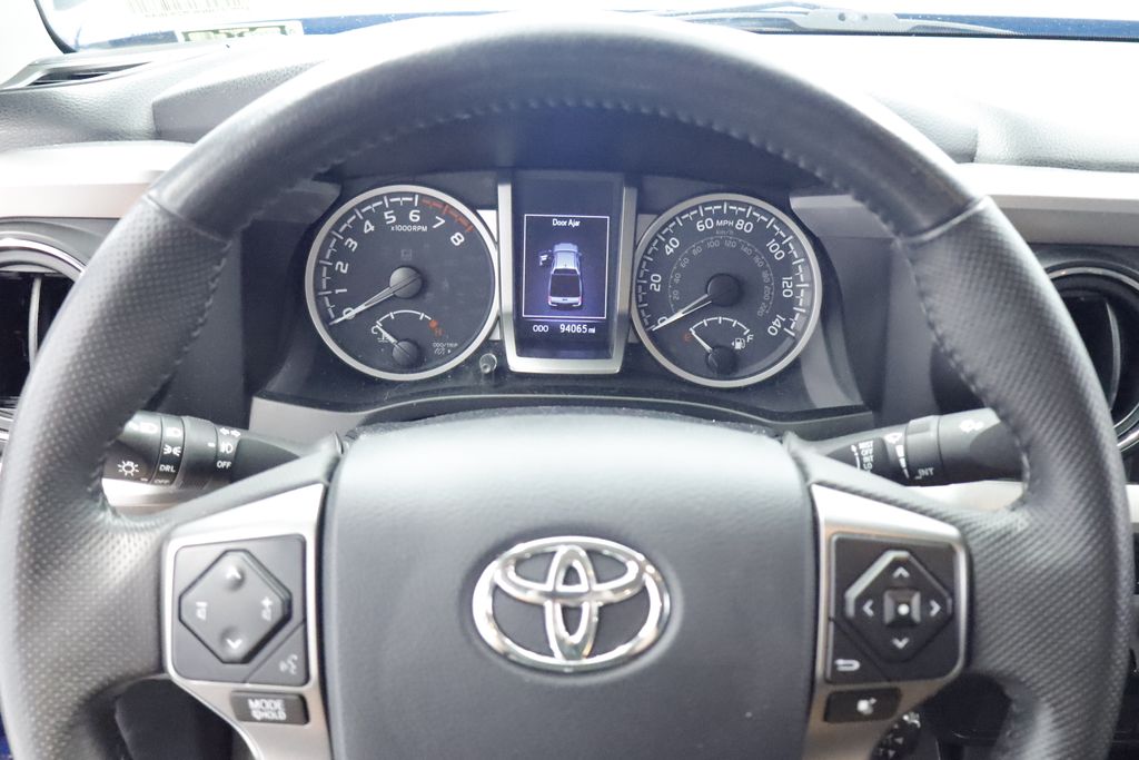 Thumbnail: 2020 Toyota Tacoma - 18