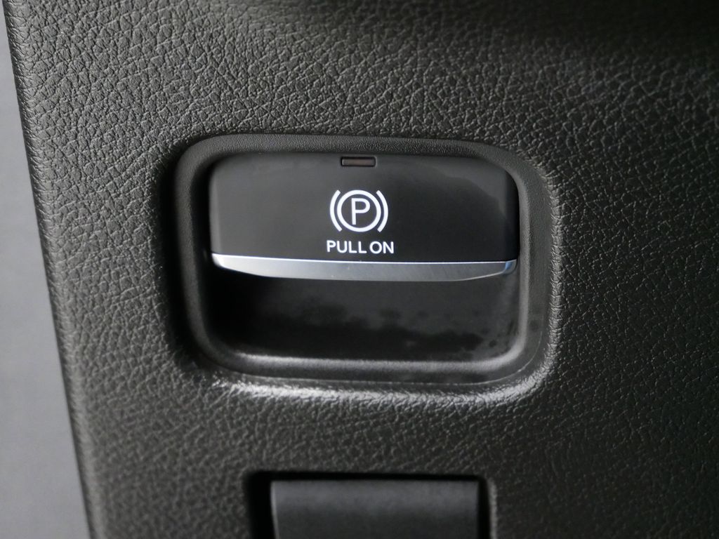 Thumbnail: 2022 Jeep Grand Cherokee L - 23