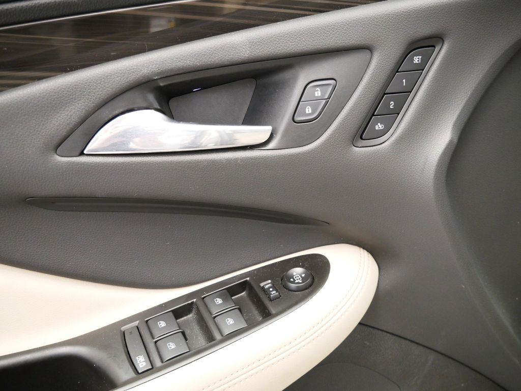 Thumbnail: 2019 Buick Envision - 27