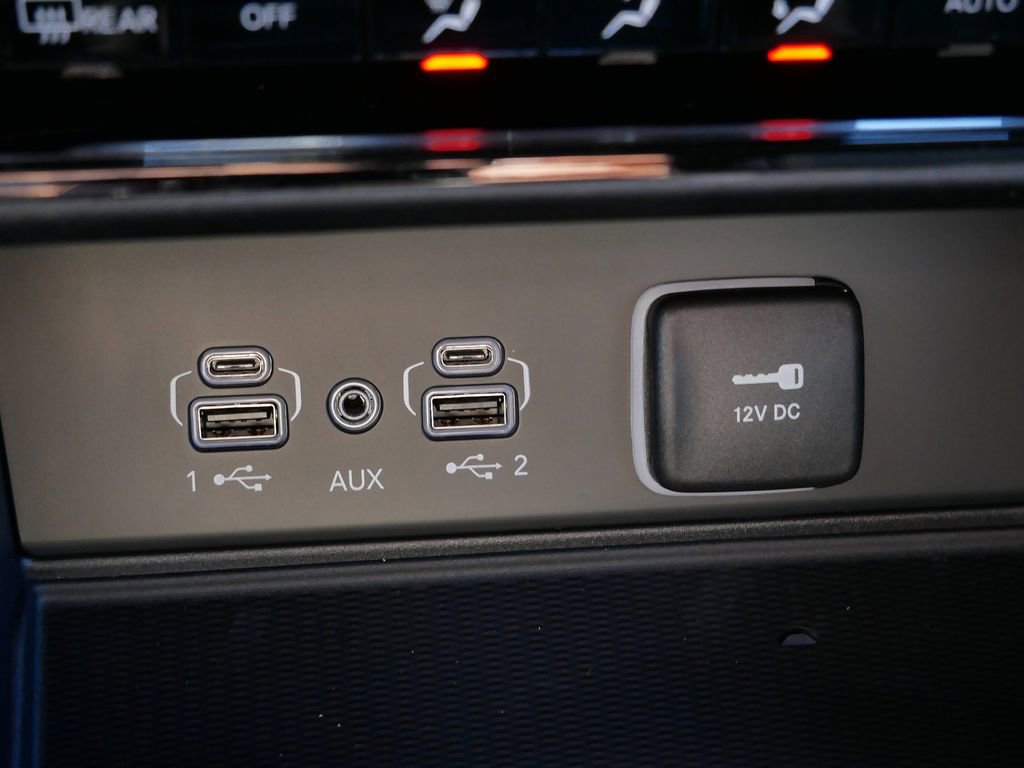 Thumbnail: 2025 Jeep Grand Cherokee - 42