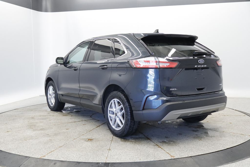 Thumbnail: 2023 Ford Edge - 3