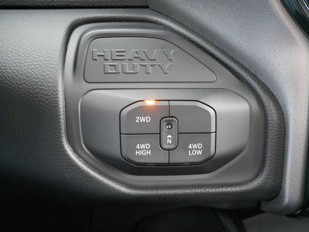 2025 RAM 2500 Laramie 36
