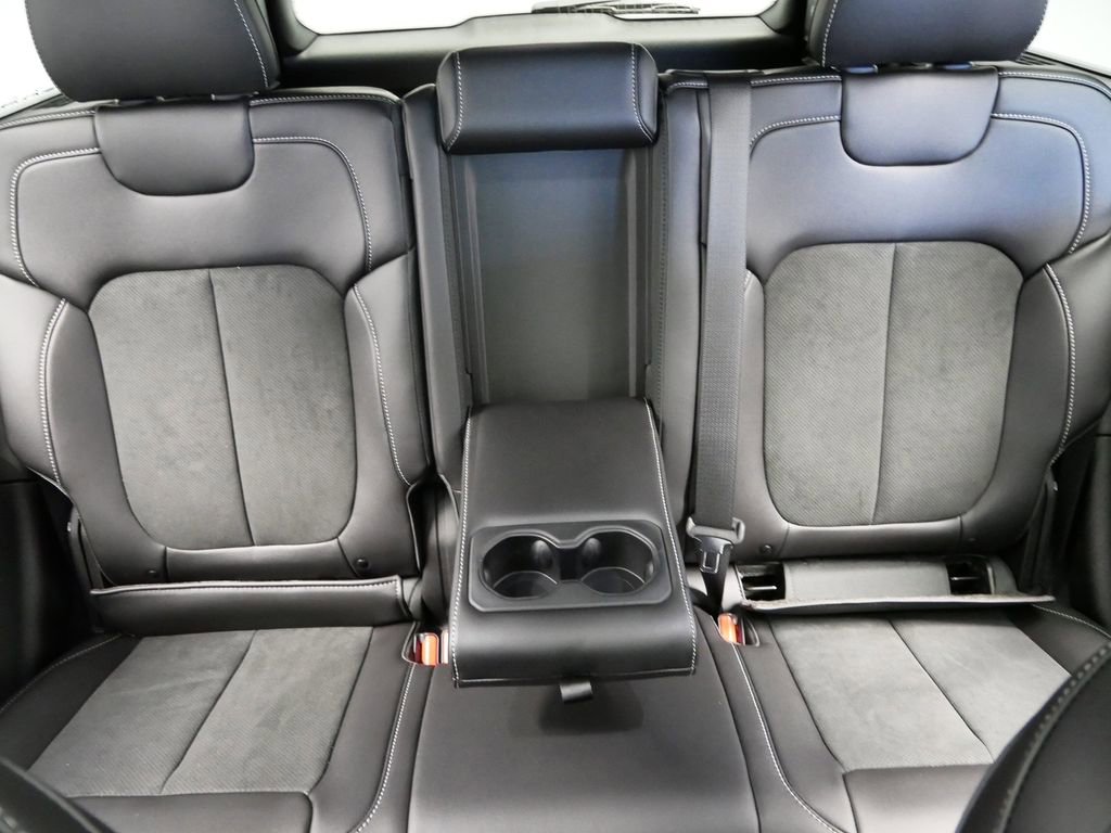 Thumbnail: 2025 Jeep Grand Cherokee - 22