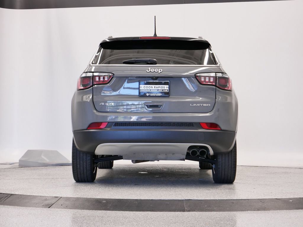 Thumbnail: 2022 Jeep Compass - 46