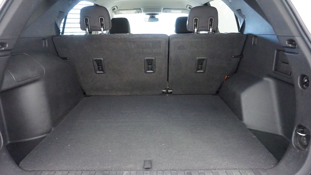 Thumbnail: 2020 Chevrolet Equinox - 18