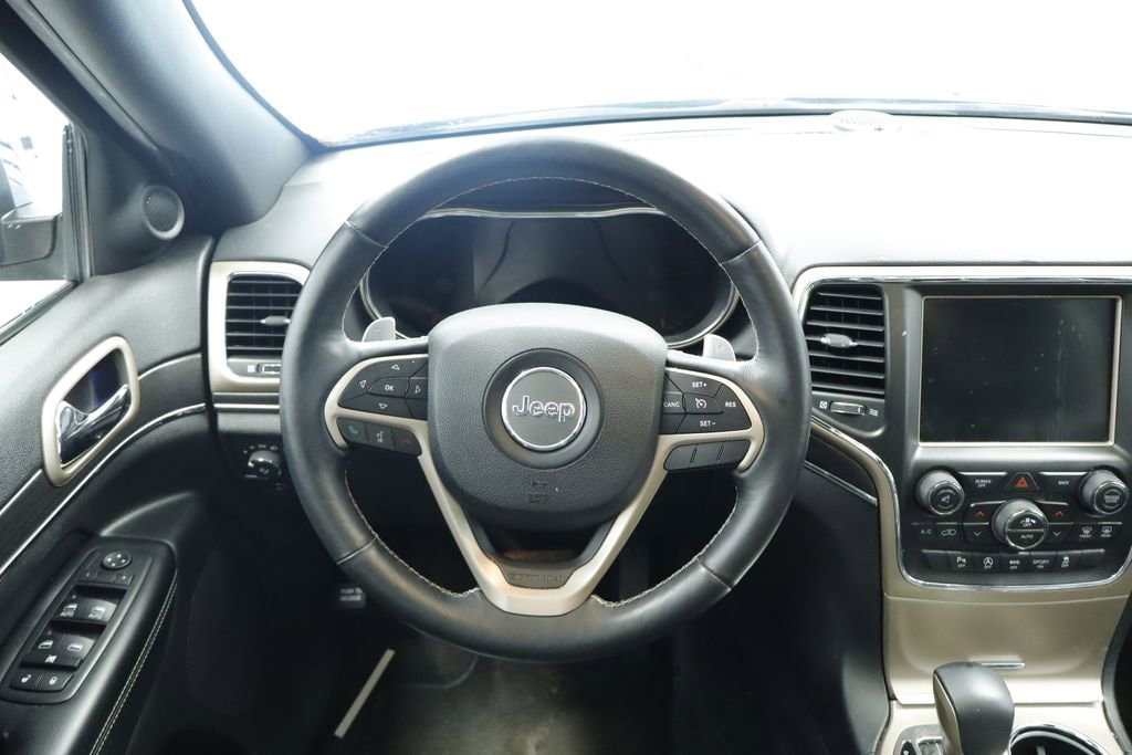 Thumbnail: 2017 Jeep Grand Cherokee - 25