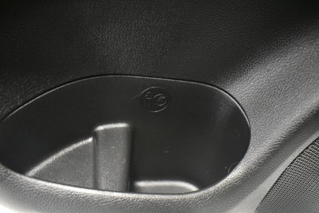 Thumbnail: 2021 Jeep Grand Cherokee - 50