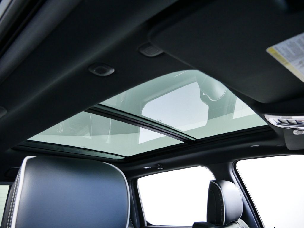 Thumbnail: 2025 RAM 1500 - 26