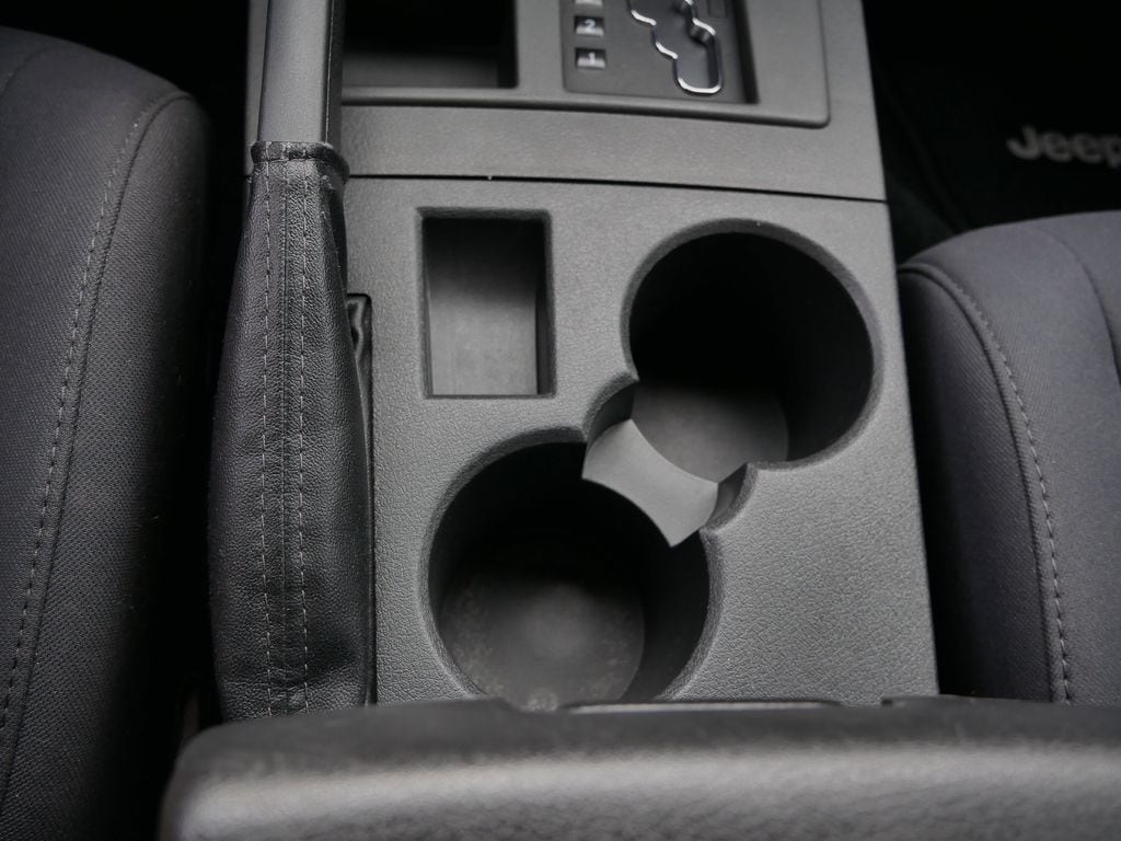 Thumbnail: 2012 Jeep Liberty - 37