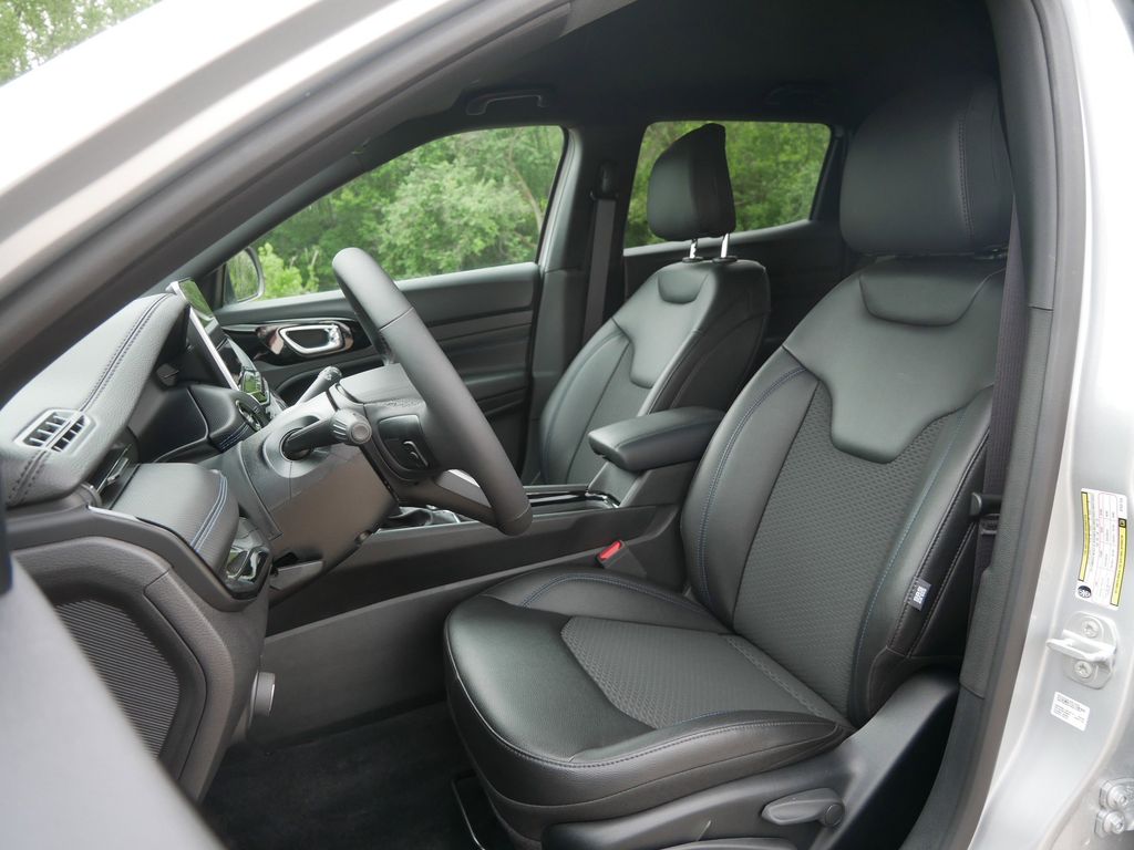 Thumbnail: 2025 Jeep Compass - 10