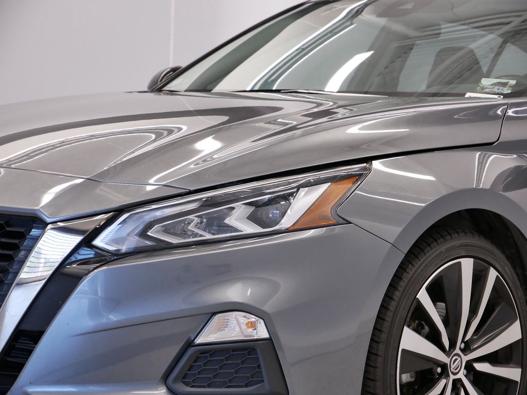 Thumbnail: 2022 Nissan Altima - 14