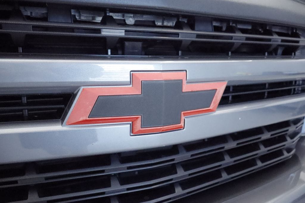 Thumbnail: 2021 Chevrolet Silverado 1500 - 4