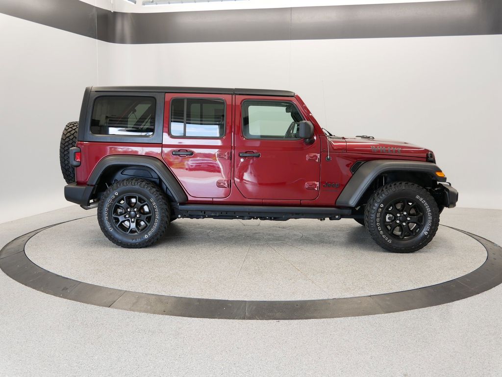 Thumbnail: 2021 Jeep Wrangler - 45