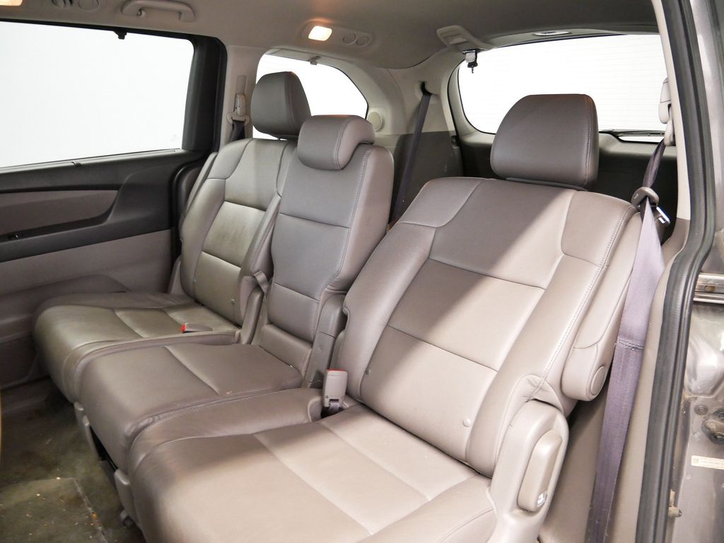 Thumbnail: 2015 Honda Odyssey - 22