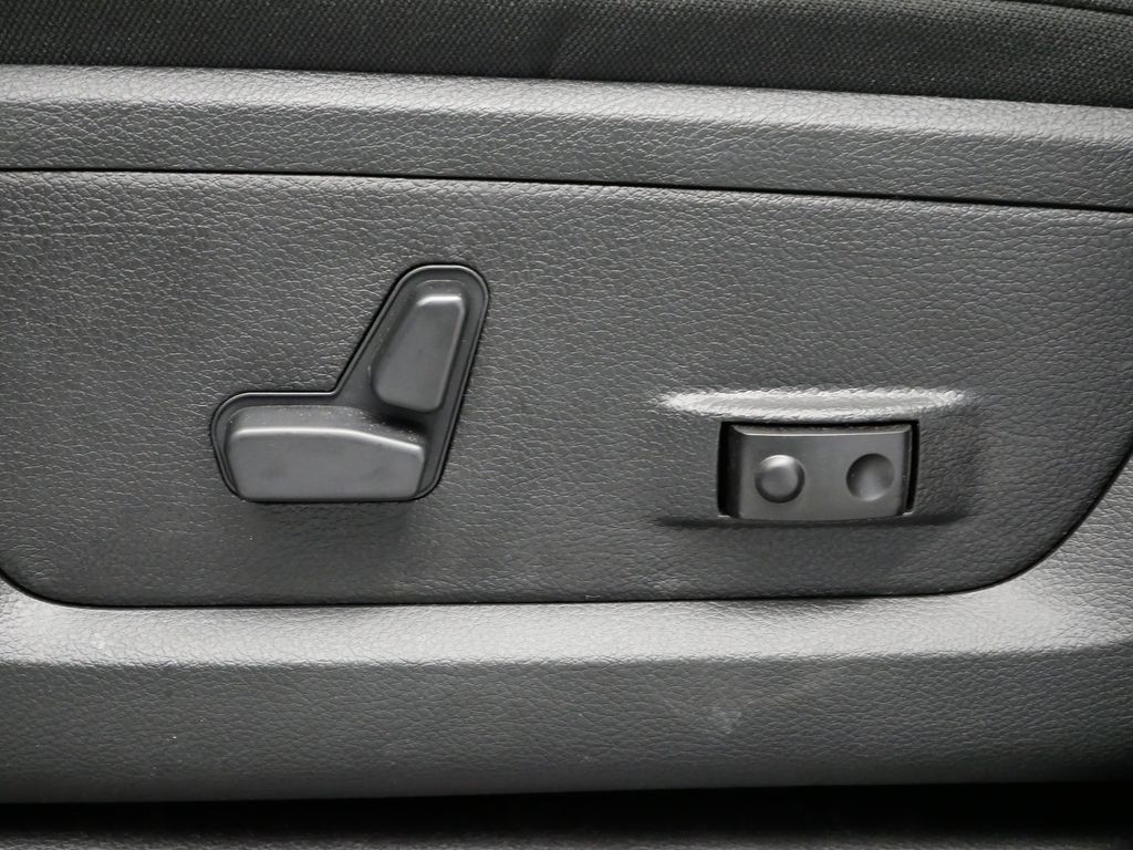 Thumbnail: 2026 RAM 3500 - 4