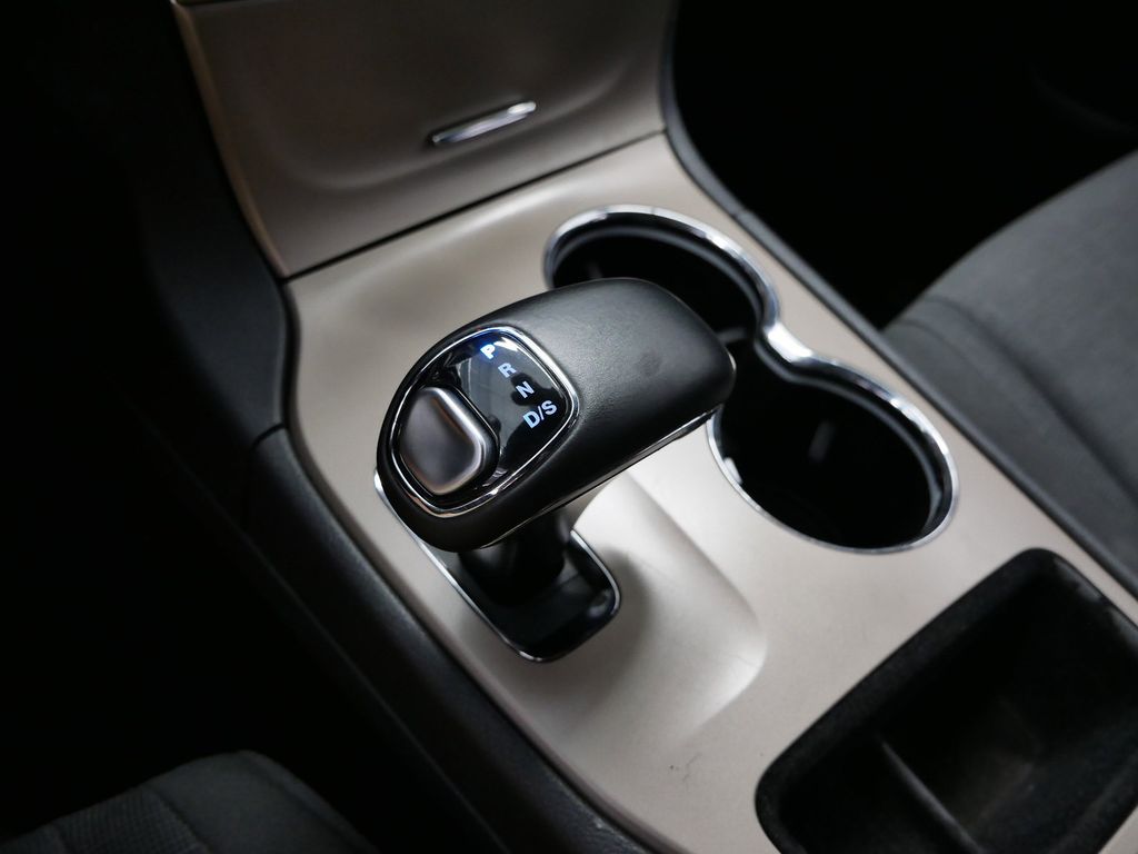 Thumbnail: 2014 Jeep Grand Cherokee - 34