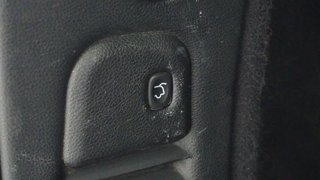 Thumbnail: 2018 Dodge Durango - 17