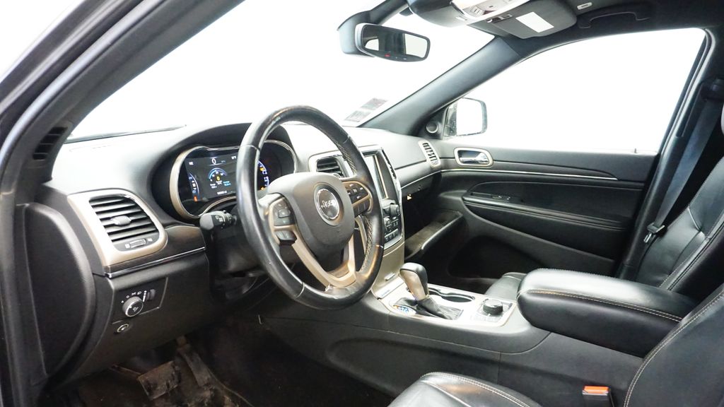 Thumbnail: 2017 Jeep Grand Cherokee - 27