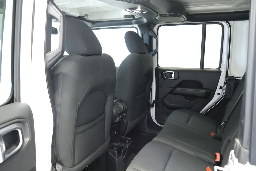 Thumbnail: 2021 Jeep Wrangler - 17