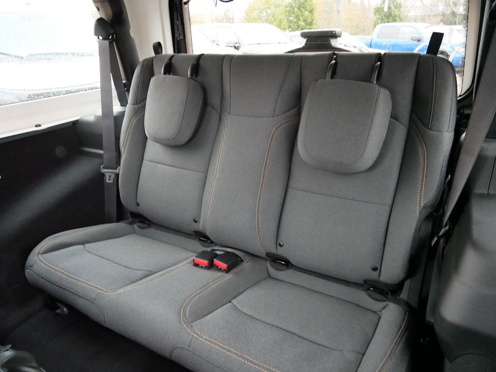 Thumbnail: 2026 Jeep Wrangler - 6