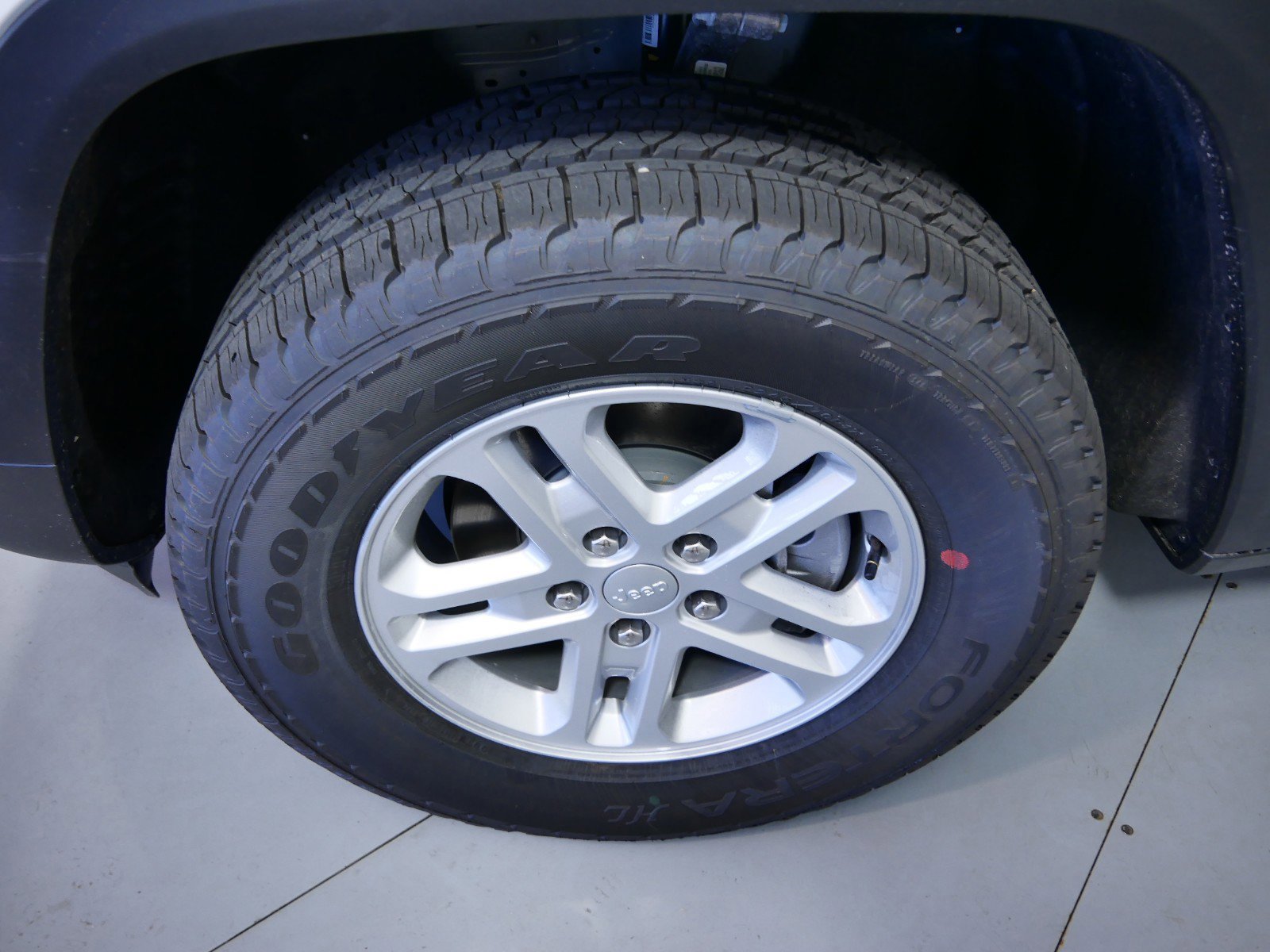 2024 Jeep Grand Cherokee Laredo 19