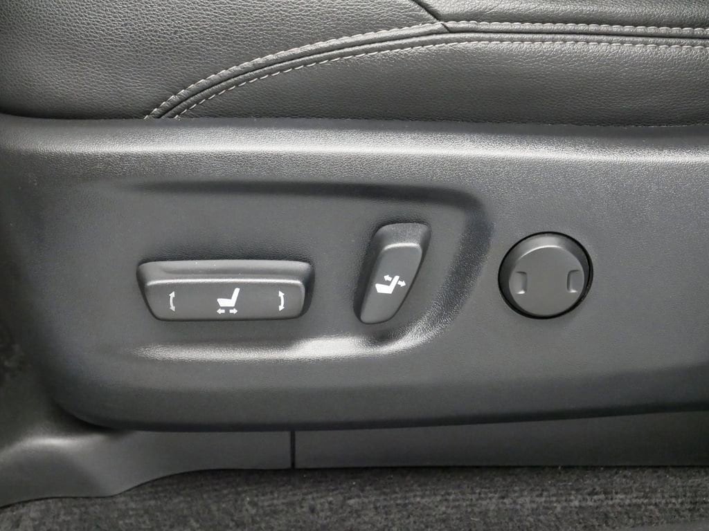 Thumbnail: 2020 Toyota 4Runner - 4