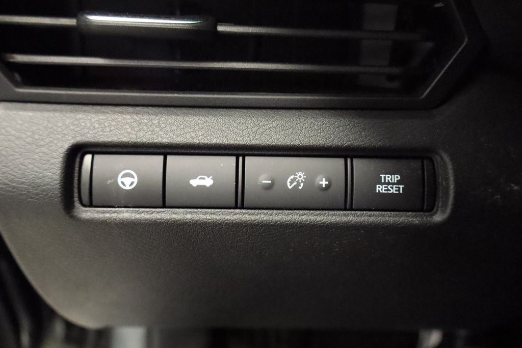 Thumbnail: 2023 Nissan Altima - 31