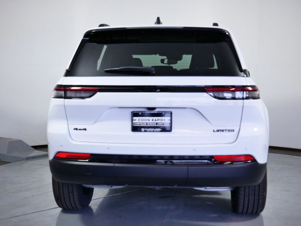 Thumbnail: 2025 Jeep Grand Cherokee - 11