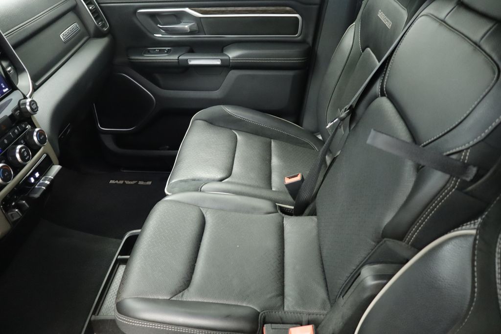 Thumbnail: 2019 RAM 1500 - 32