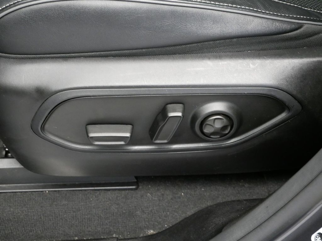 Thumbnail: 2022 Jeep Grand Cherokee - 6