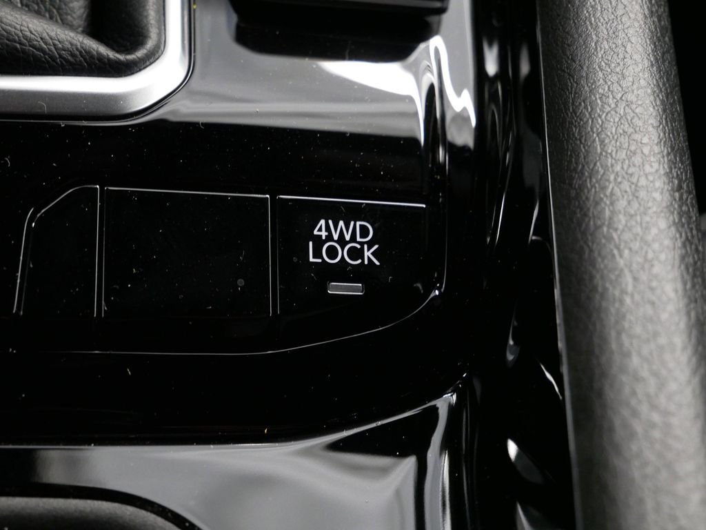 Thumbnail: 2025 Jeep Compass - 38