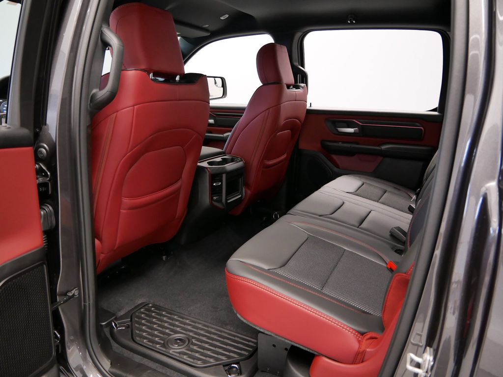 Thumbnail: 2026 RAM 1500 - 9