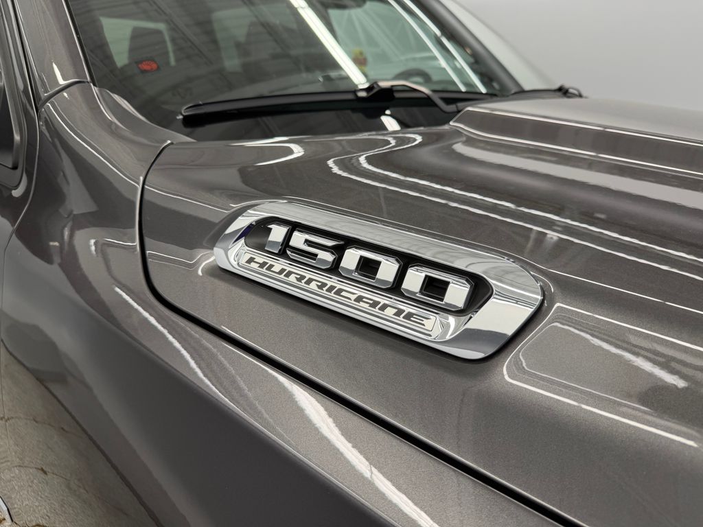 Thumbnail: 2026 RAM 1500 - 9