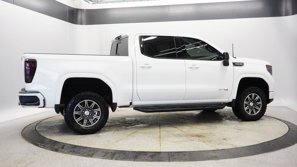 Thumbnail: 2024 GMC Sierra 1500 - 8