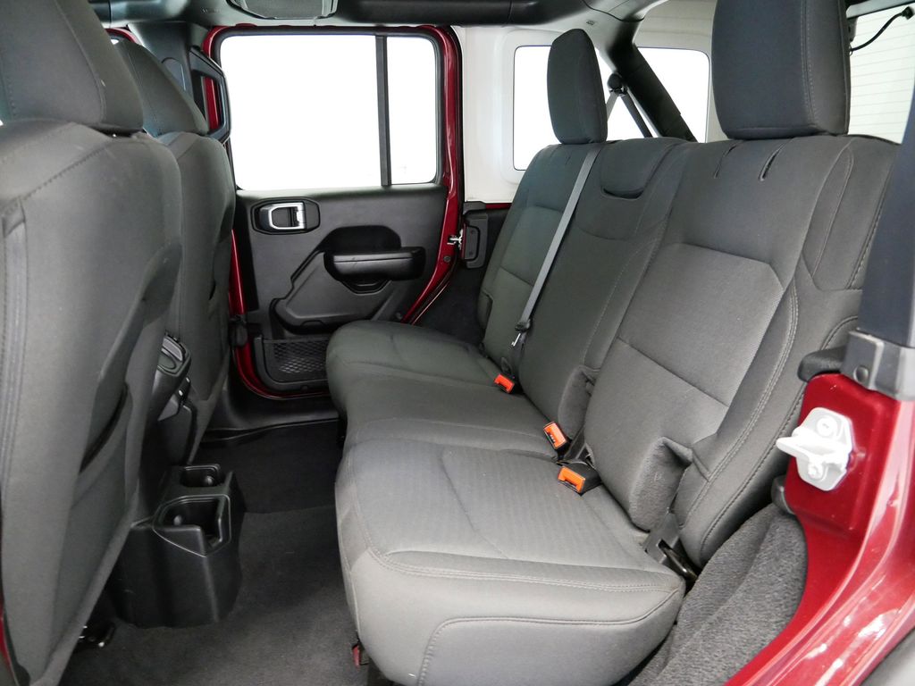 Thumbnail: 2021 Jeep Wrangler - 9