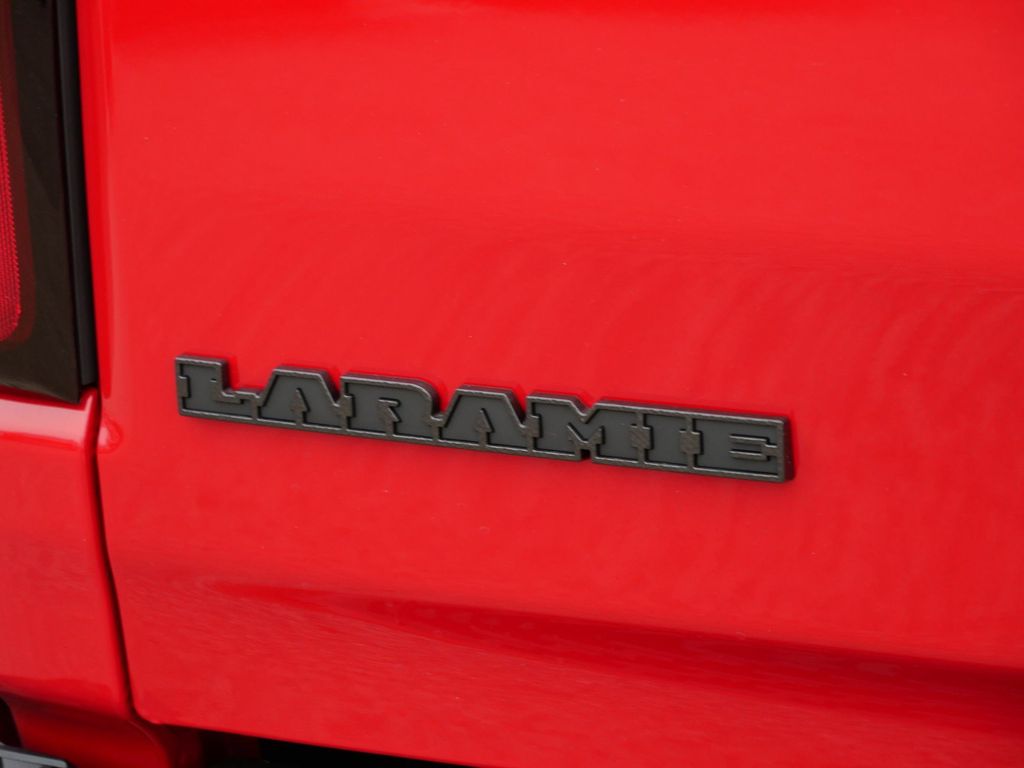 Thumbnail: 2025 RAM 1500 - 15