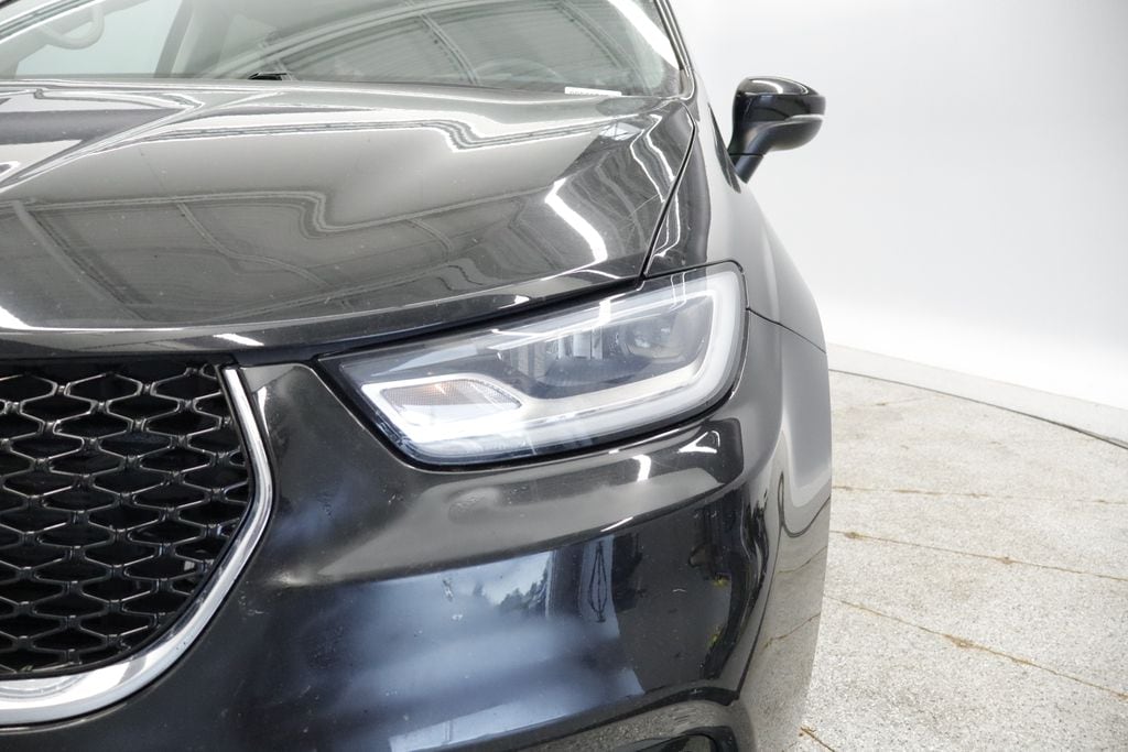 Thumbnail: 2023 Chrysler Pacifica - 11