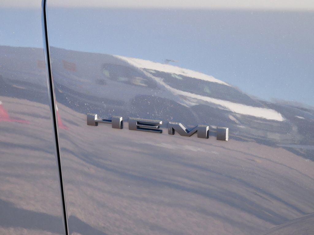 Thumbnail: 2022 Dodge Durango - 18