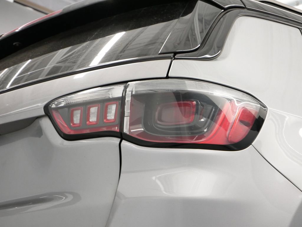 Thumbnail: 2021 Jeep Compass - 20